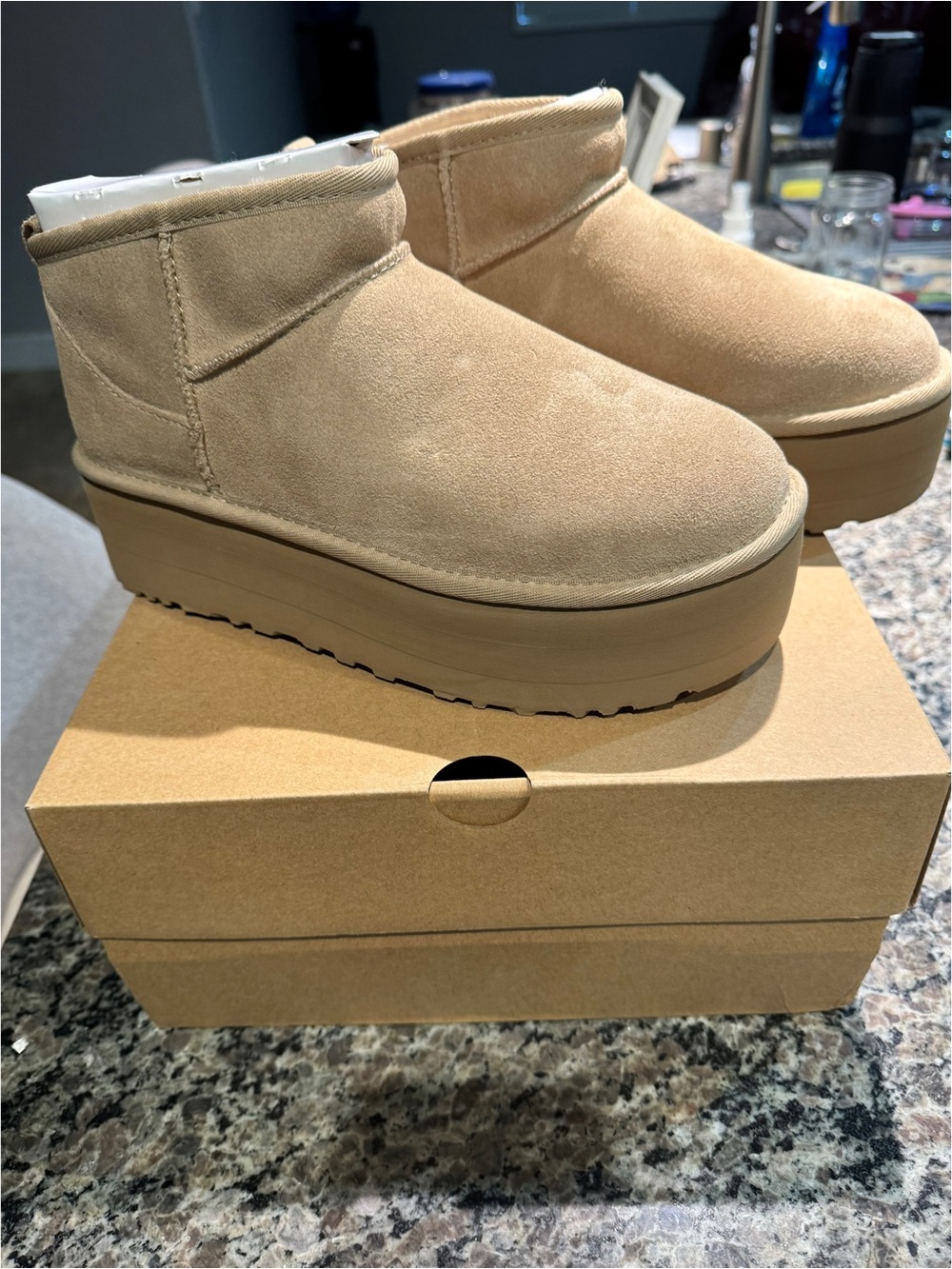 UGG Platform Ultra Mini Boots - Picture 5 of 8
